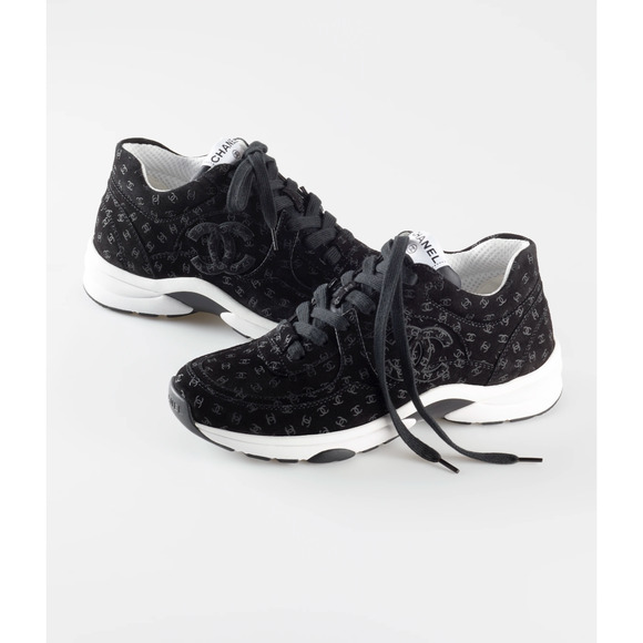 Chanel 22A Mens Black White Suede CC Logo Low Top Lace Up Trainer Sneaker 44 11 - Picture 2 of 12
